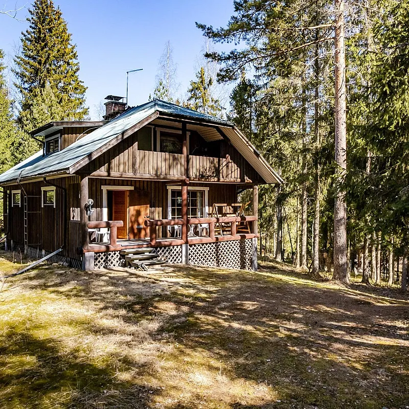 Finnish Lakeside Cabin with Sauna and Expansive Grounds
