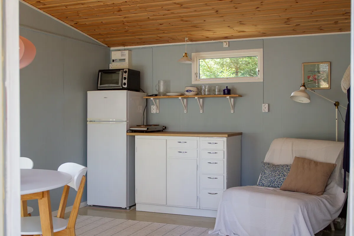 Swedish Island Retreat: 2-Bedroom Country House with Expansive Garden - View image 29 of 42