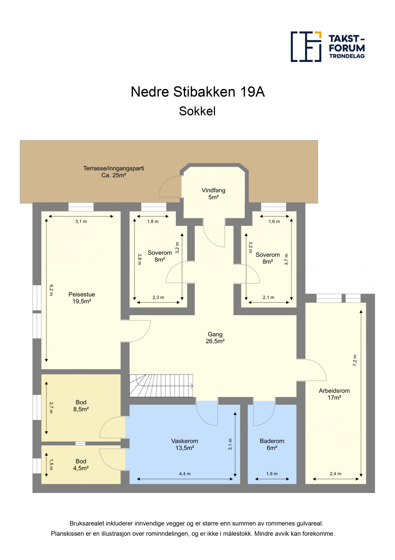 1980s 3-Bedroom House with Fjord Views and Expansive Terrace in Saksvik - View image 7 of 41