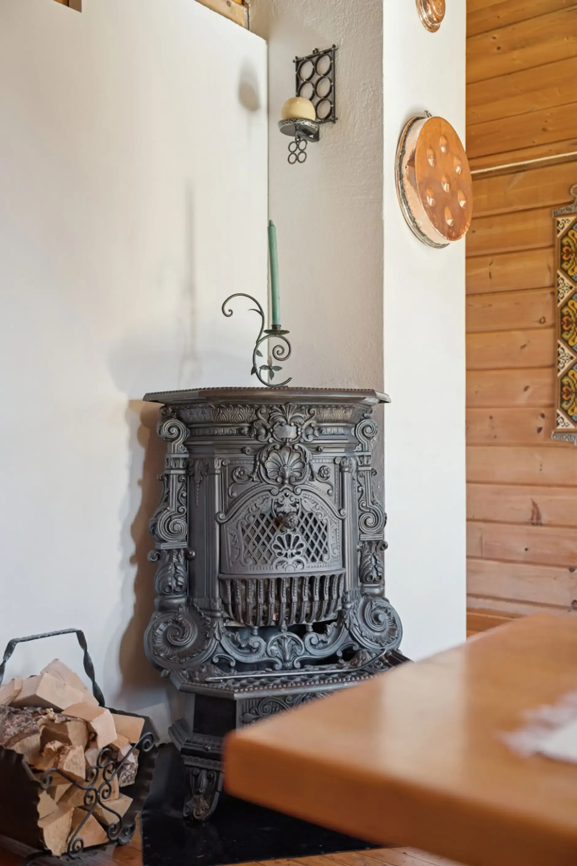 1960s Country House Overlooking Randsfjorden with Terrace and Parking - View image 18 of 34