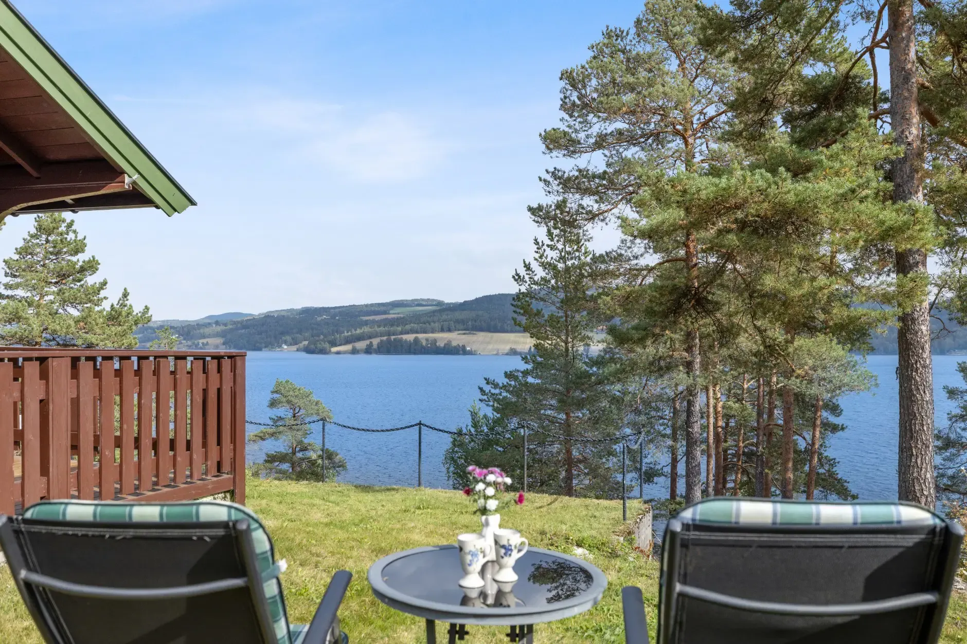 1960s Country House Overlooking Randsfjorden with Terrace and Parking - View image 32 of 34