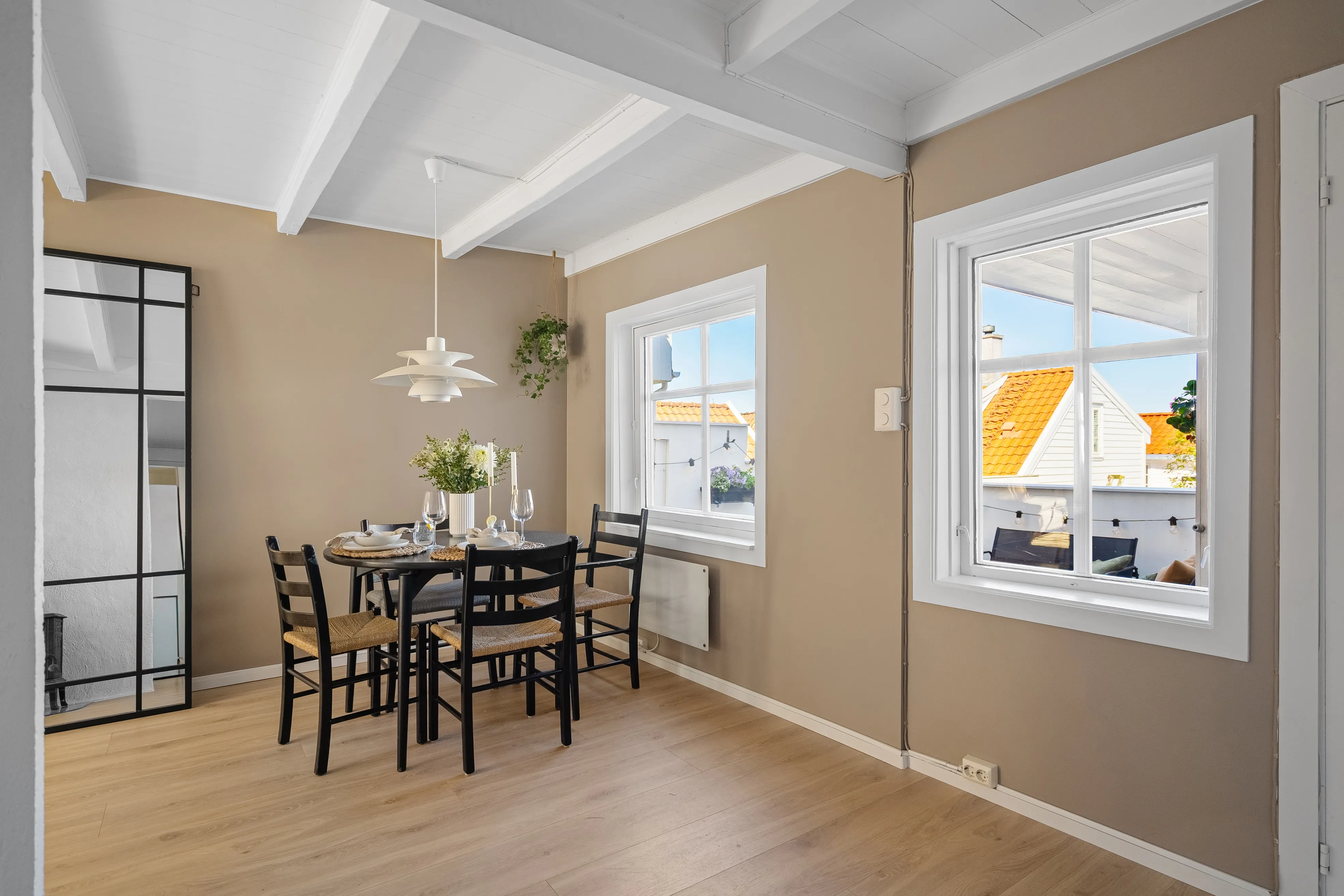 Historic 1868 Stavanger House with Sea Views and Garden Terrace - View image 13 of 45