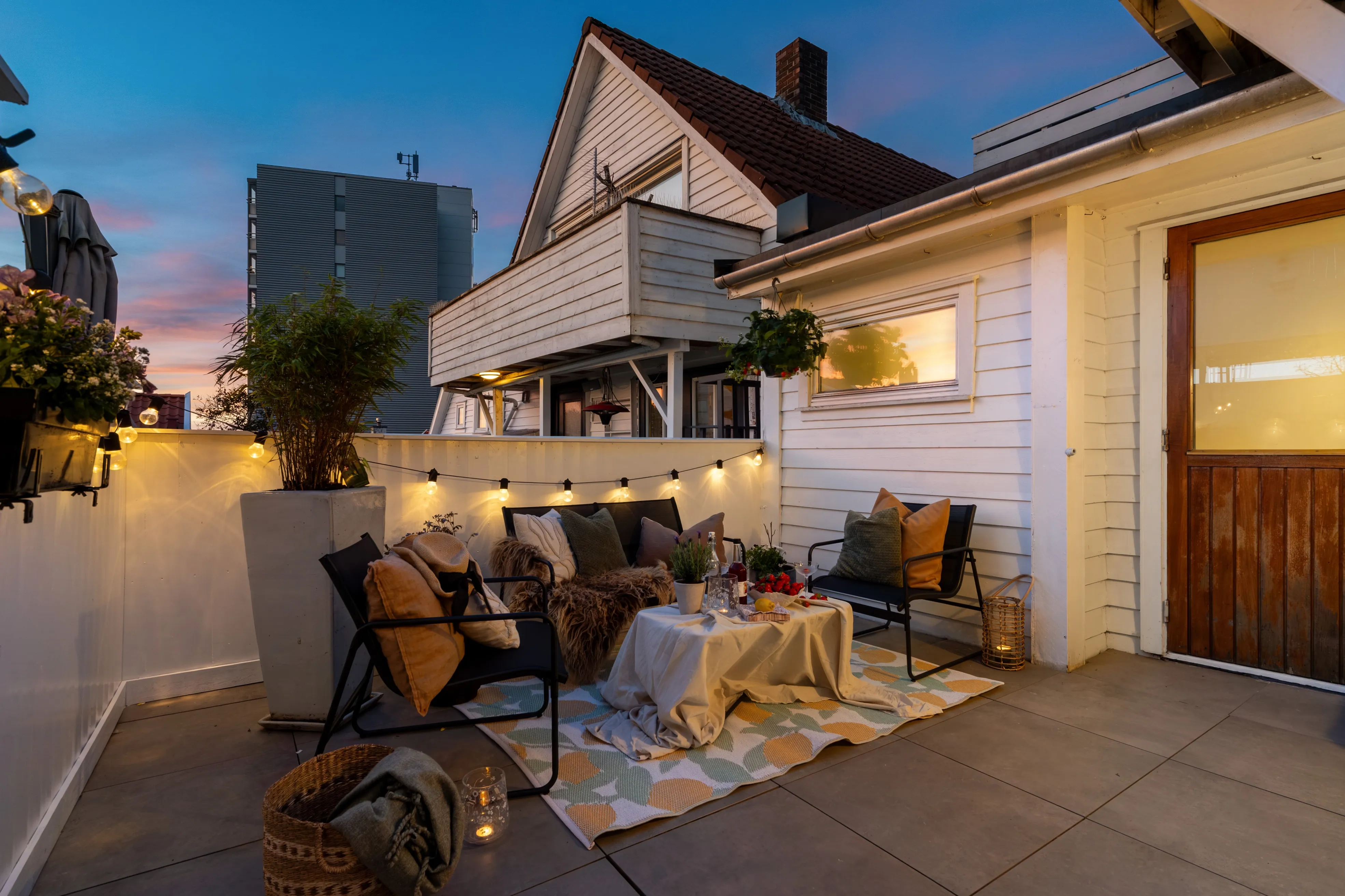 Historic 1868 Stavanger House with Sea Views and Garden Terrace - View image 19 of 45