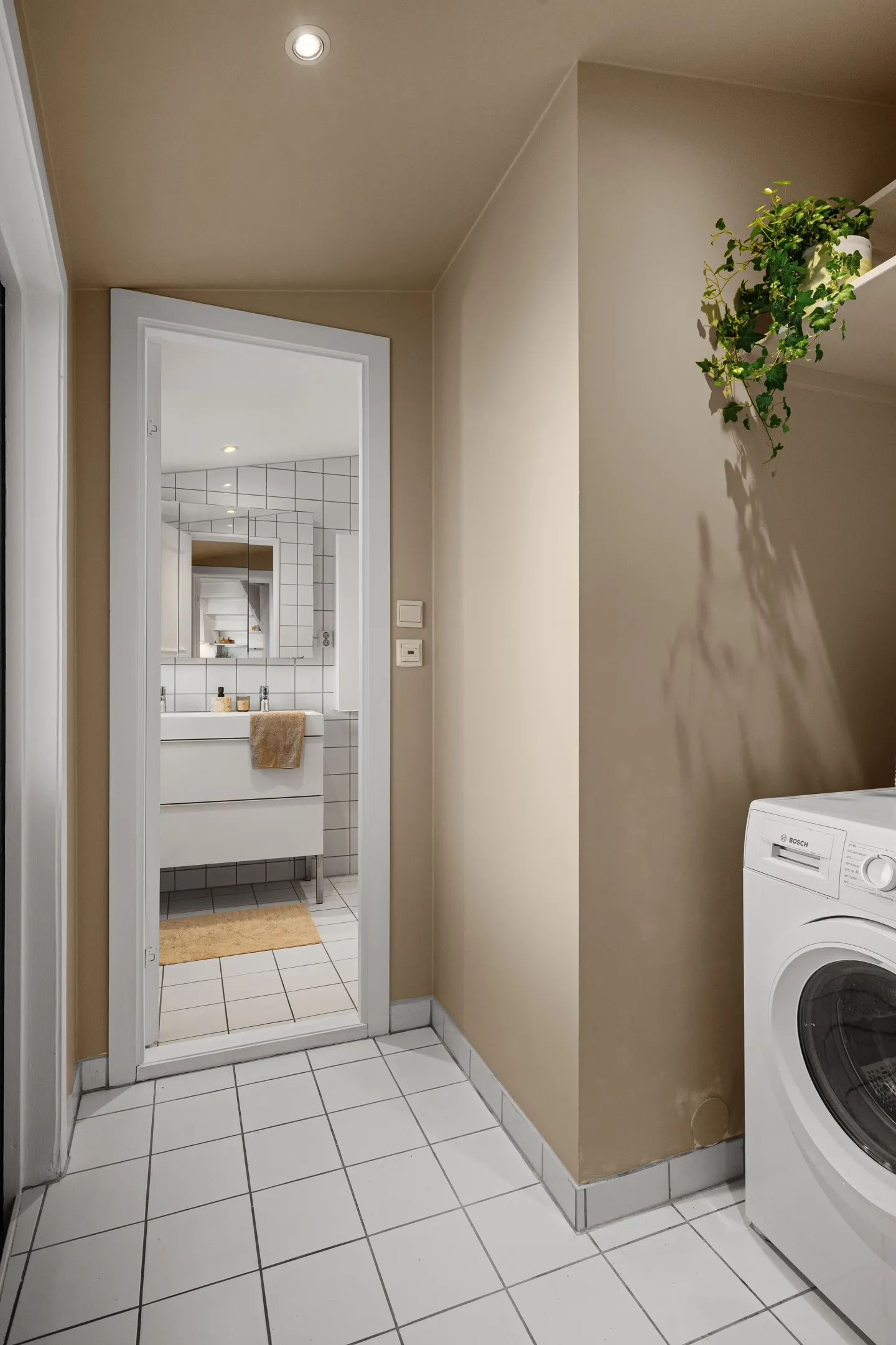 Historic 1868 Stavanger House with Sea Views and Garden Terrace - View image 22 of 45