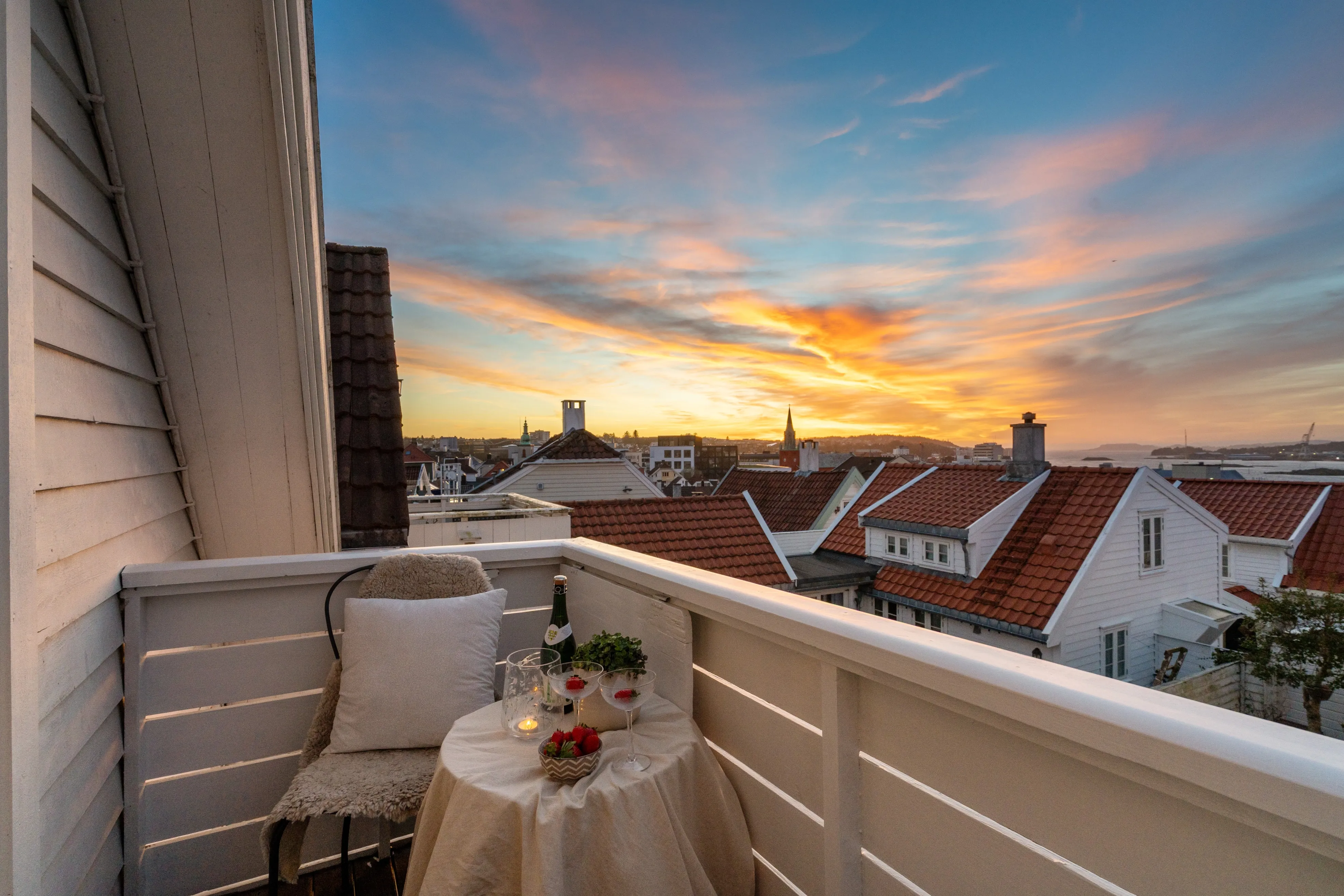 Historic 1868 Stavanger House with Sea Views and Garden Terrace - View image 29 of 45