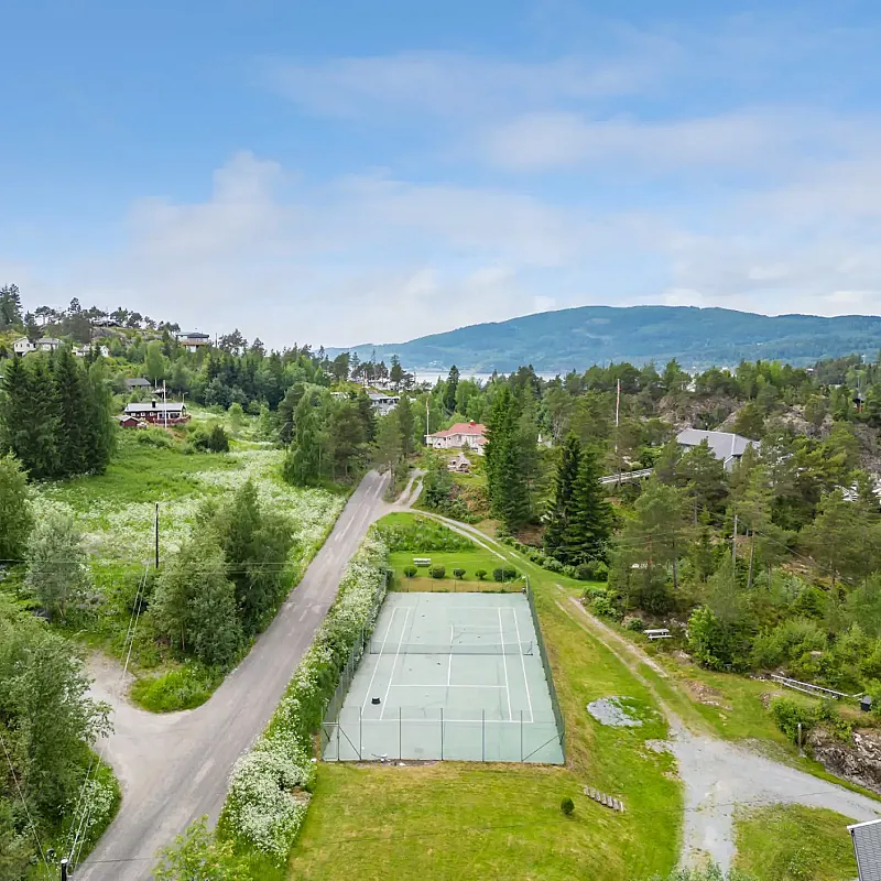 Single-Storey House Near Åsenfjord with Terrace and Parking