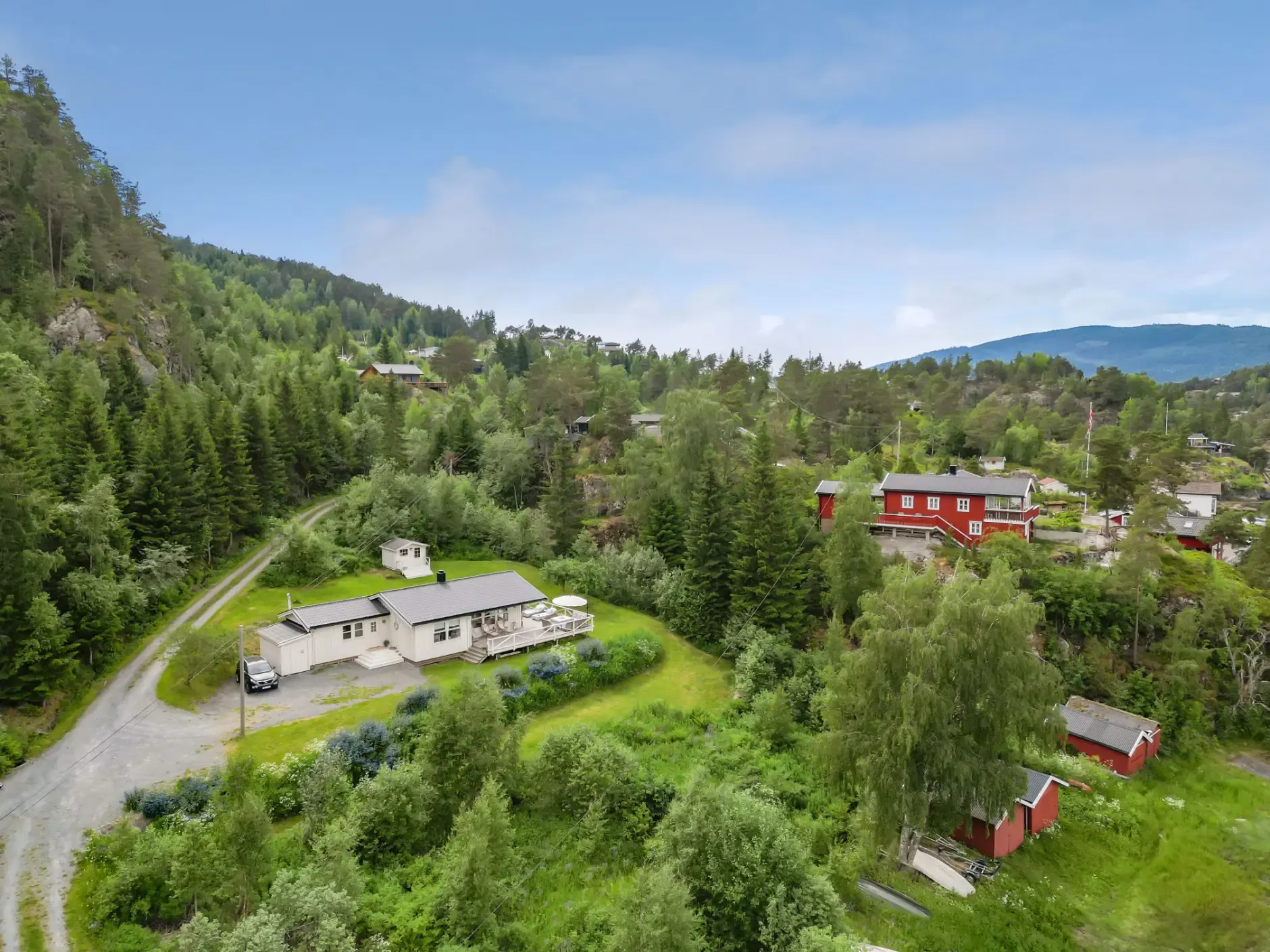 Single-Storey House Near Åsenfjord with Terrace and Parking - View image 27 of 29