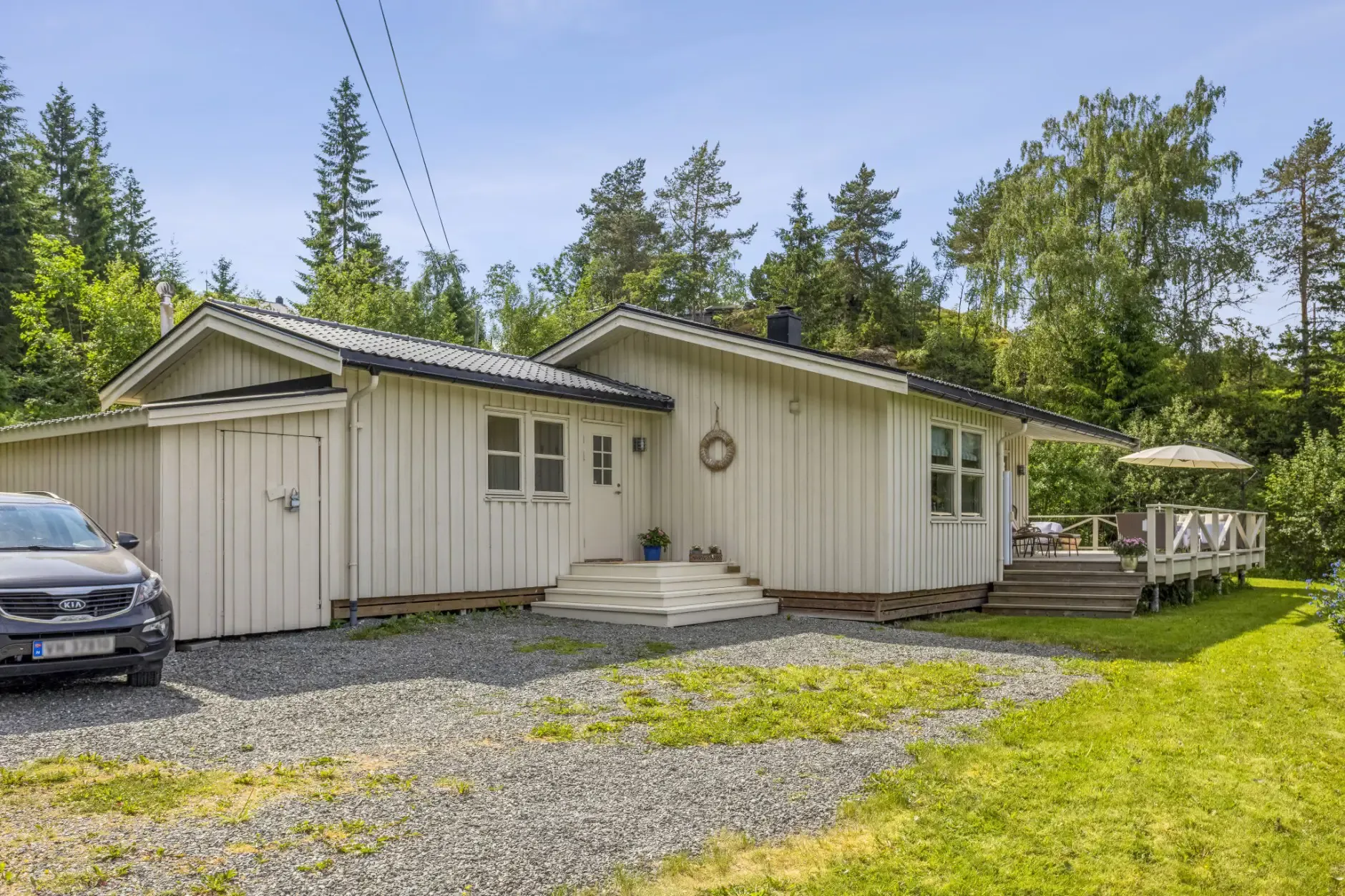 Single-Storey House Near Åsenfjord with Terrace and Parking - View image 29 of 29