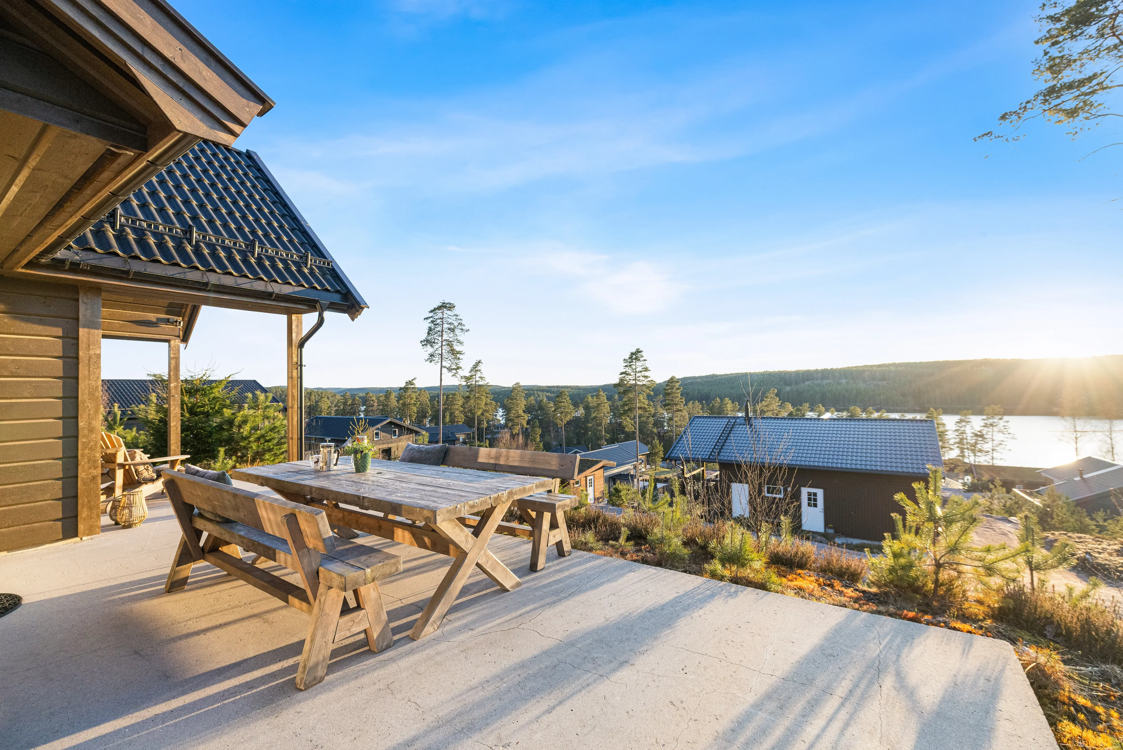 Contemporary 3-Bedroom Cabin with Expansive Terrace in Norway's Tranquil Rømskog - View image 7 of 41