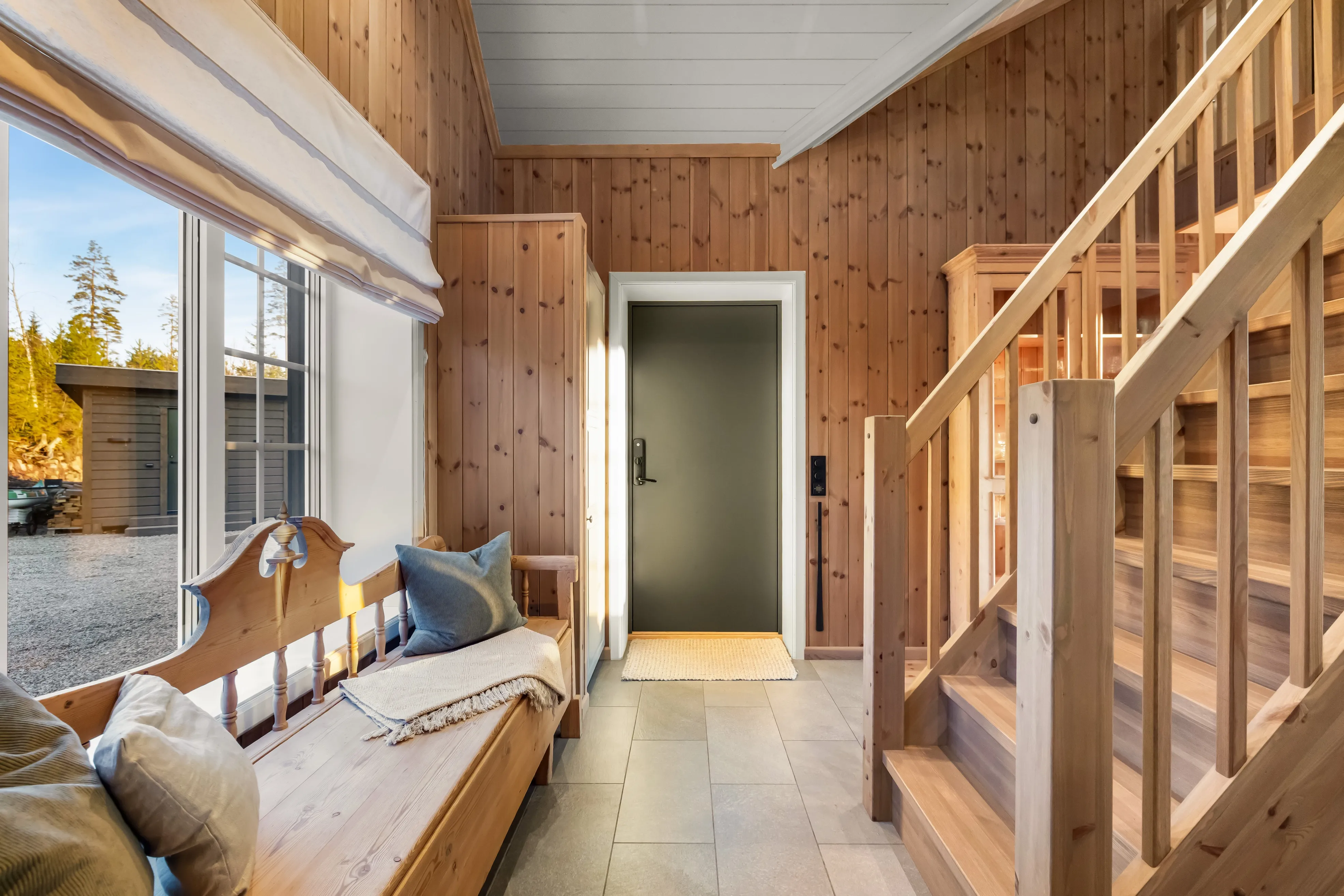 Contemporary 3-Bedroom Cabin with Expansive Terrace in Norway's Tranquil Rømskog - View image 9 of 41