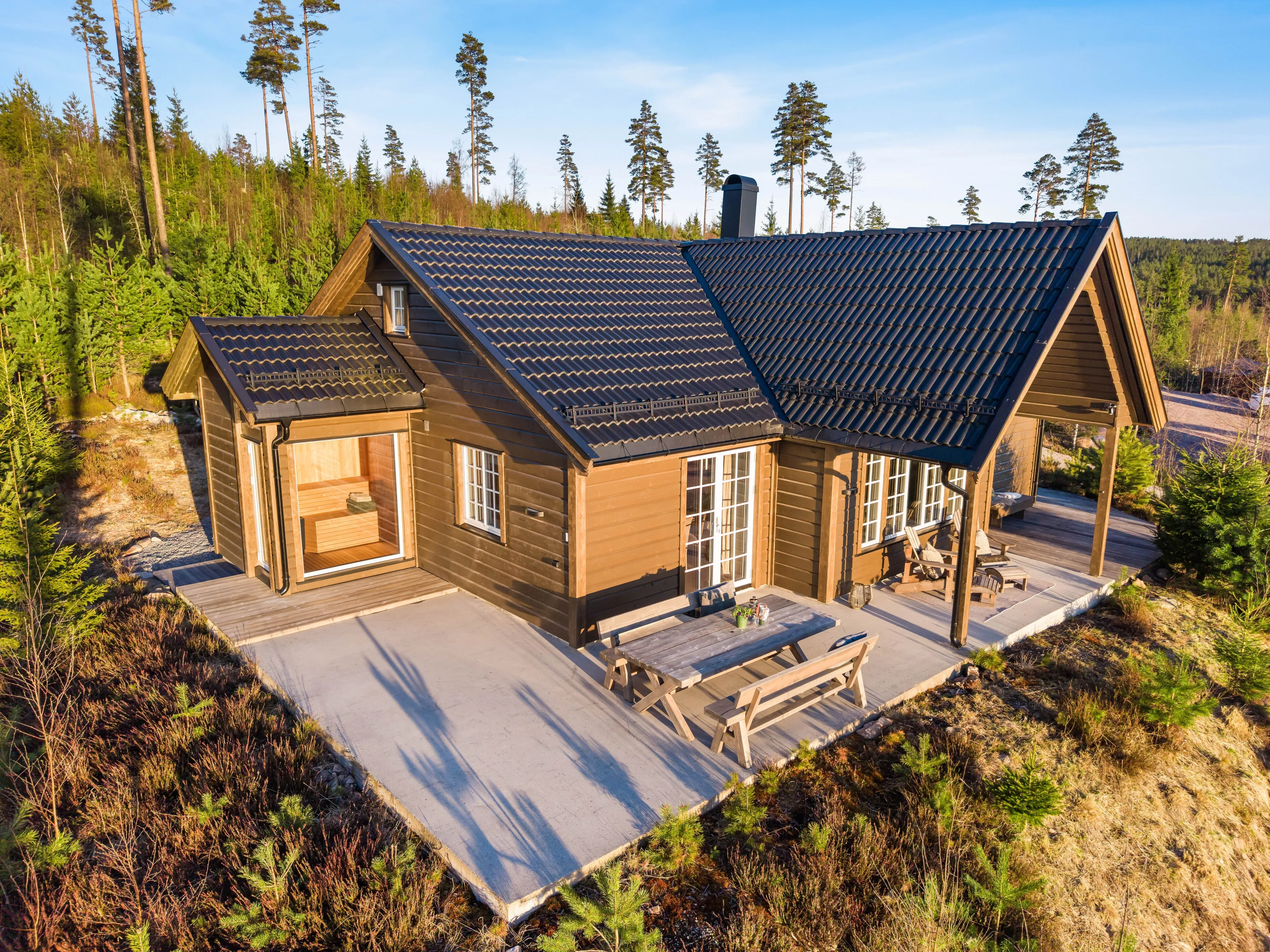 Contemporary 3-Bedroom Cabin with Expansive Terrace in Norway's Tranquil Rømskog - View image 36 of 41