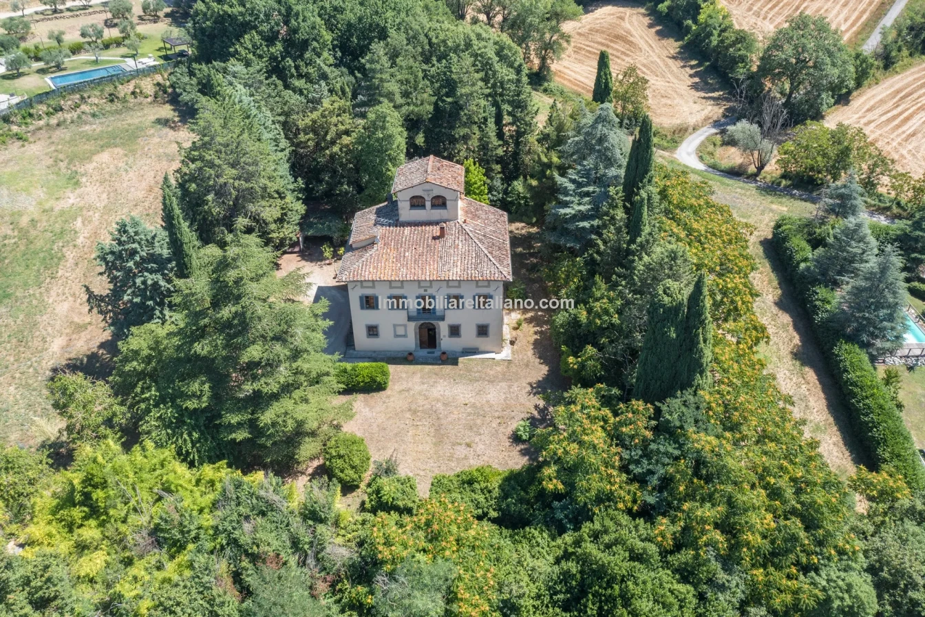 Villa storica con 3 camere da letto e ampio giardino a Sansepolcro, in Toscana - Visualizza immagine 12 di 66