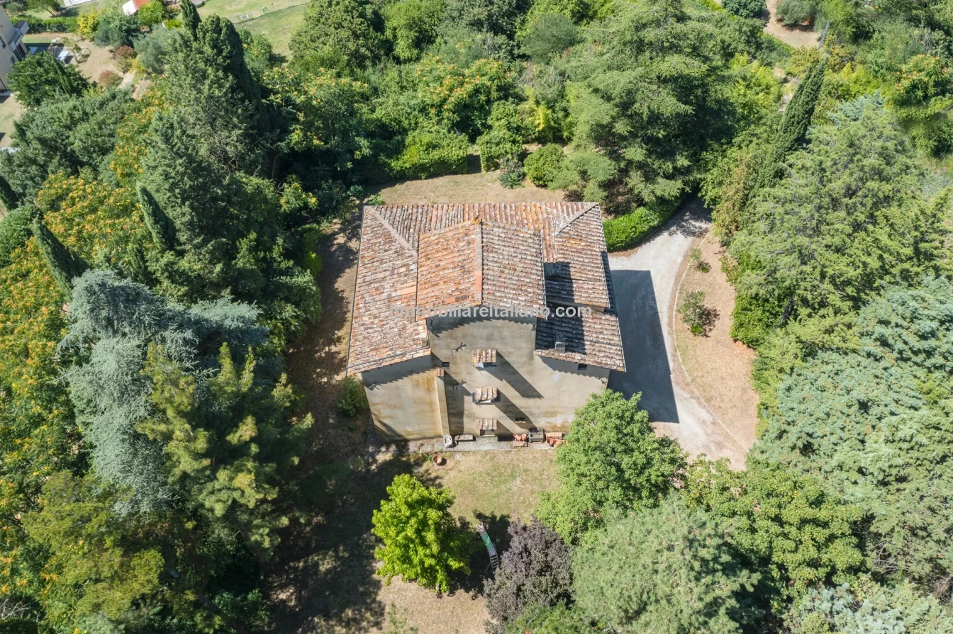Villa storica con 3 camere da letto e ampio giardino a Sansepolcro, in Toscana - Visualizza immagine 14 di 66
