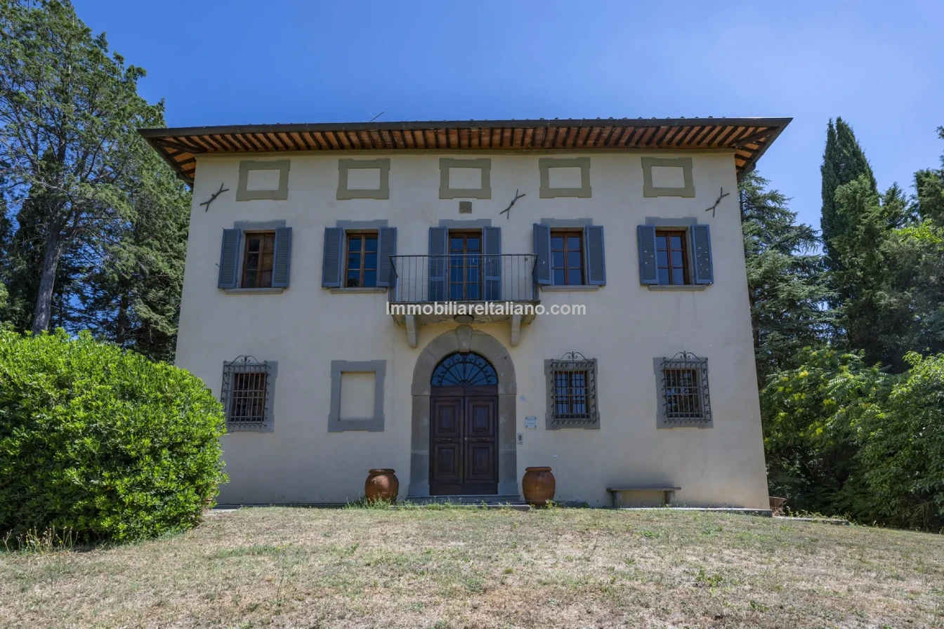 Villa storica con 3 camere da letto e ampio giardino a Sansepolcro, in Toscana - Visualizza immagine 18 di 66