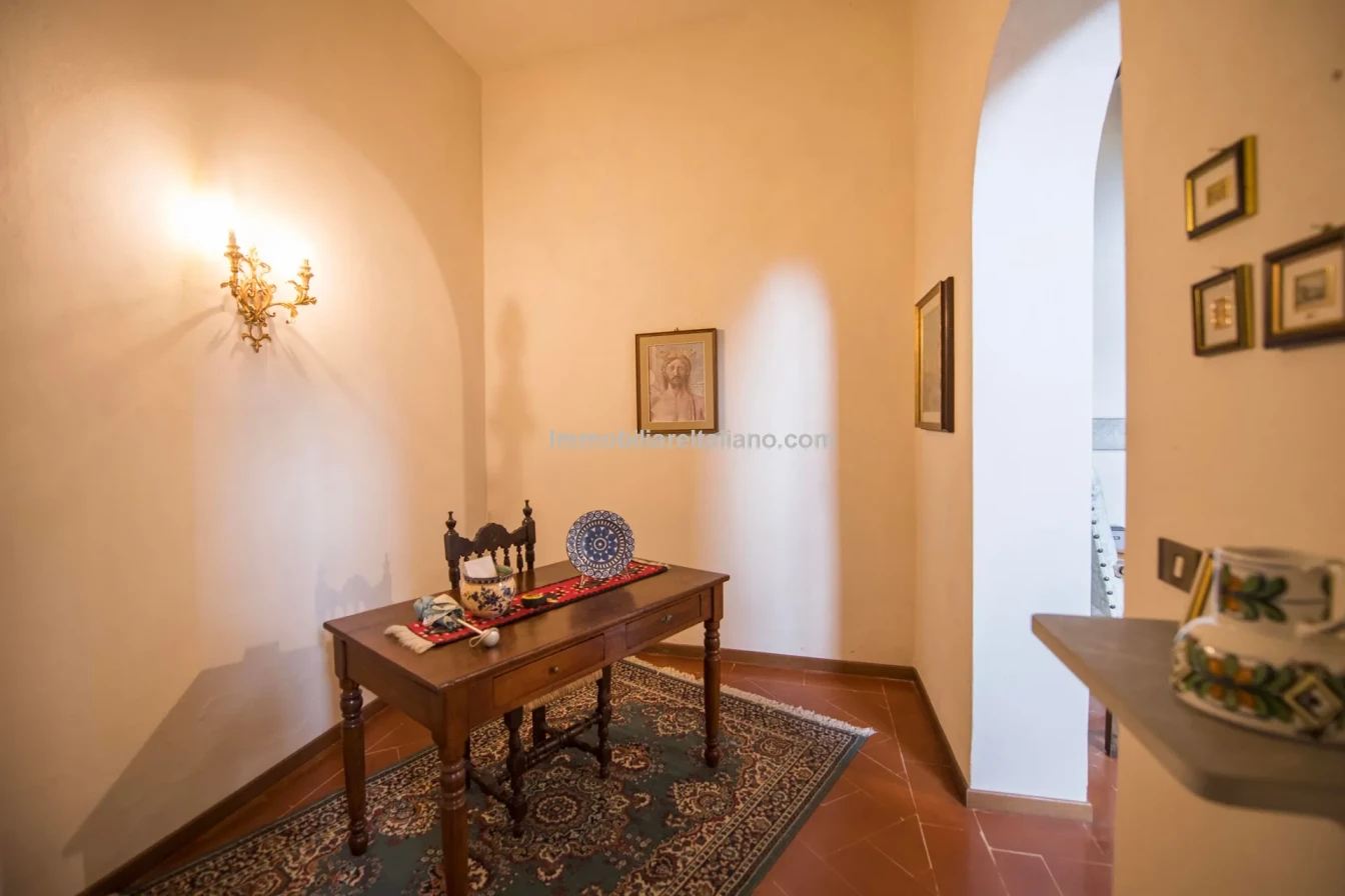 Villa storica con 3 camere da letto e ampio giardino a Sansepolcro, in Toscana - Visualizza immagine 29 di 66