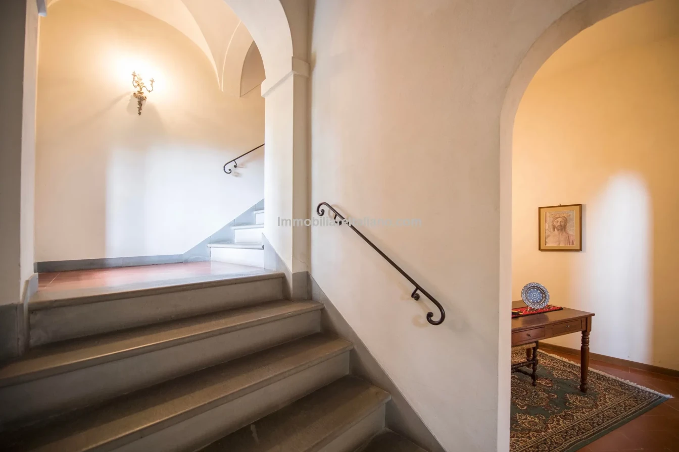 Villa storica con 3 camere da letto e ampio giardino a Sansepolcro, in Toscana - Visualizza immagine 30 di 66