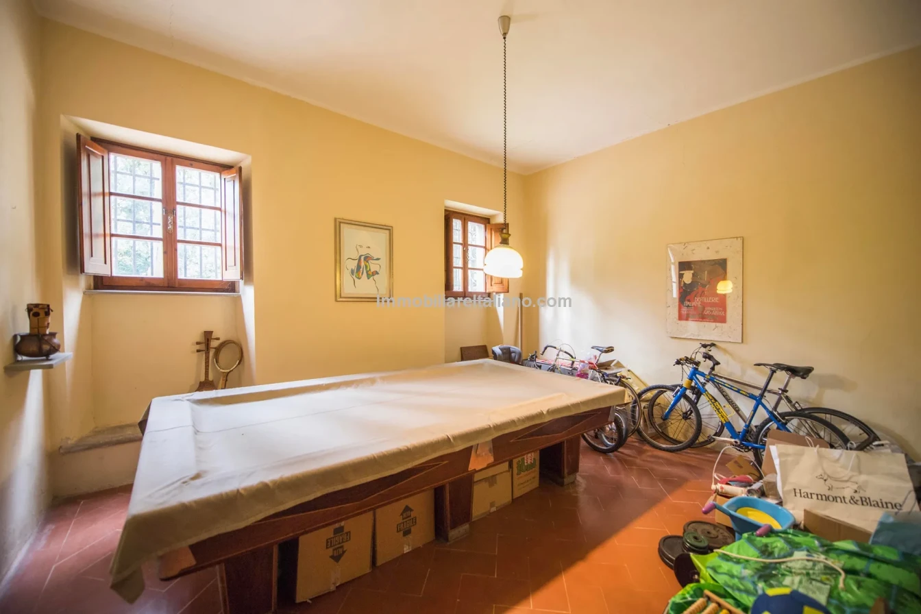 Villa storica con 3 camere da letto e ampio giardino a Sansepolcro, in Toscana - Visualizza immagine 54 di 66
