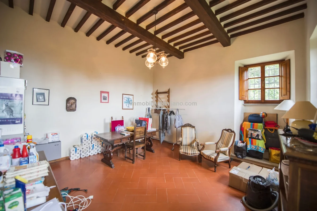 Villa storica con 3 camere da letto e ampio giardino a Sansepolcro, in Toscana - Visualizza immagine 55 di 66