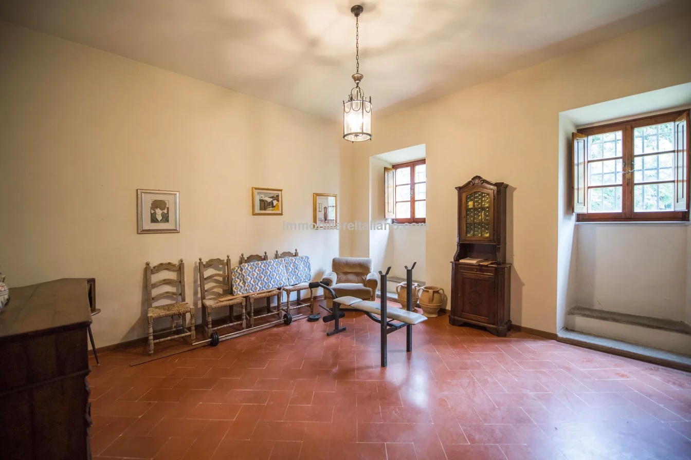 Villa storica con 3 camere da letto e ampio giardino a Sansepolcro, in Toscana - Visualizza immagine 60 di 66