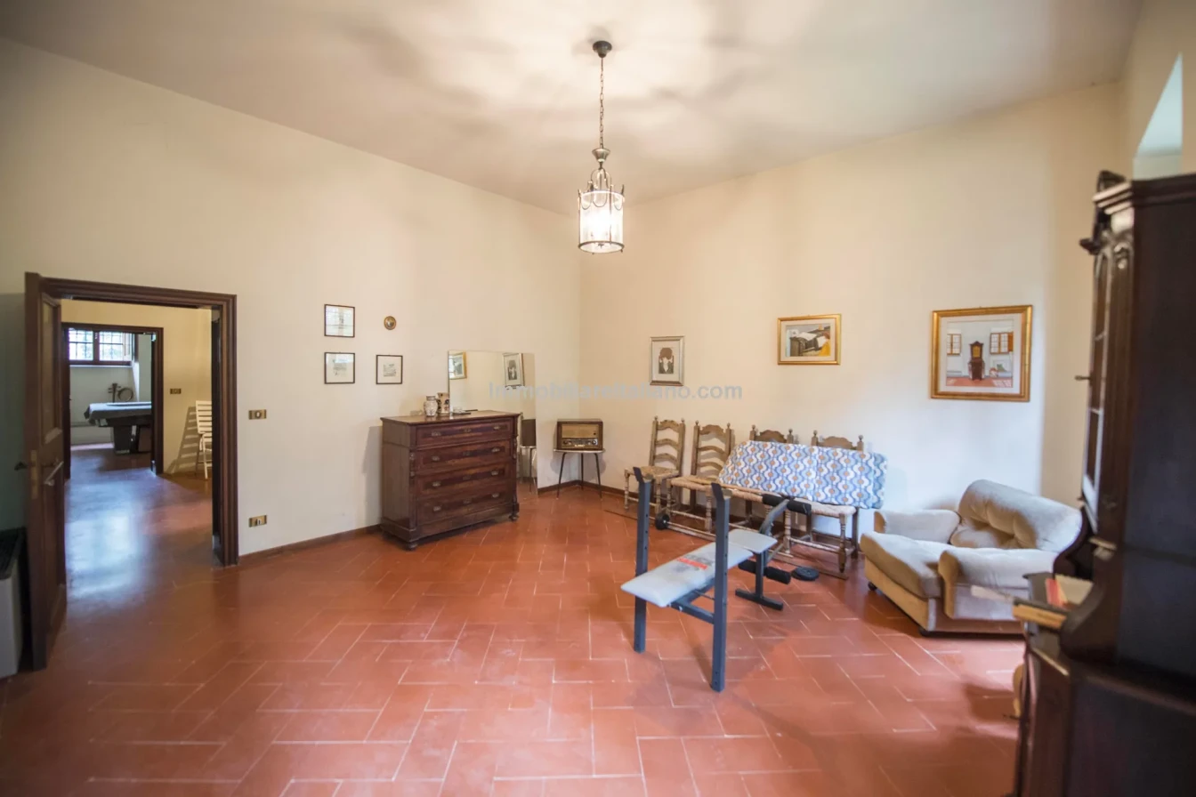 Villa storica con 3 camere da letto e ampio giardino a Sansepolcro, in Toscana - Visualizza immagine 61 di 66