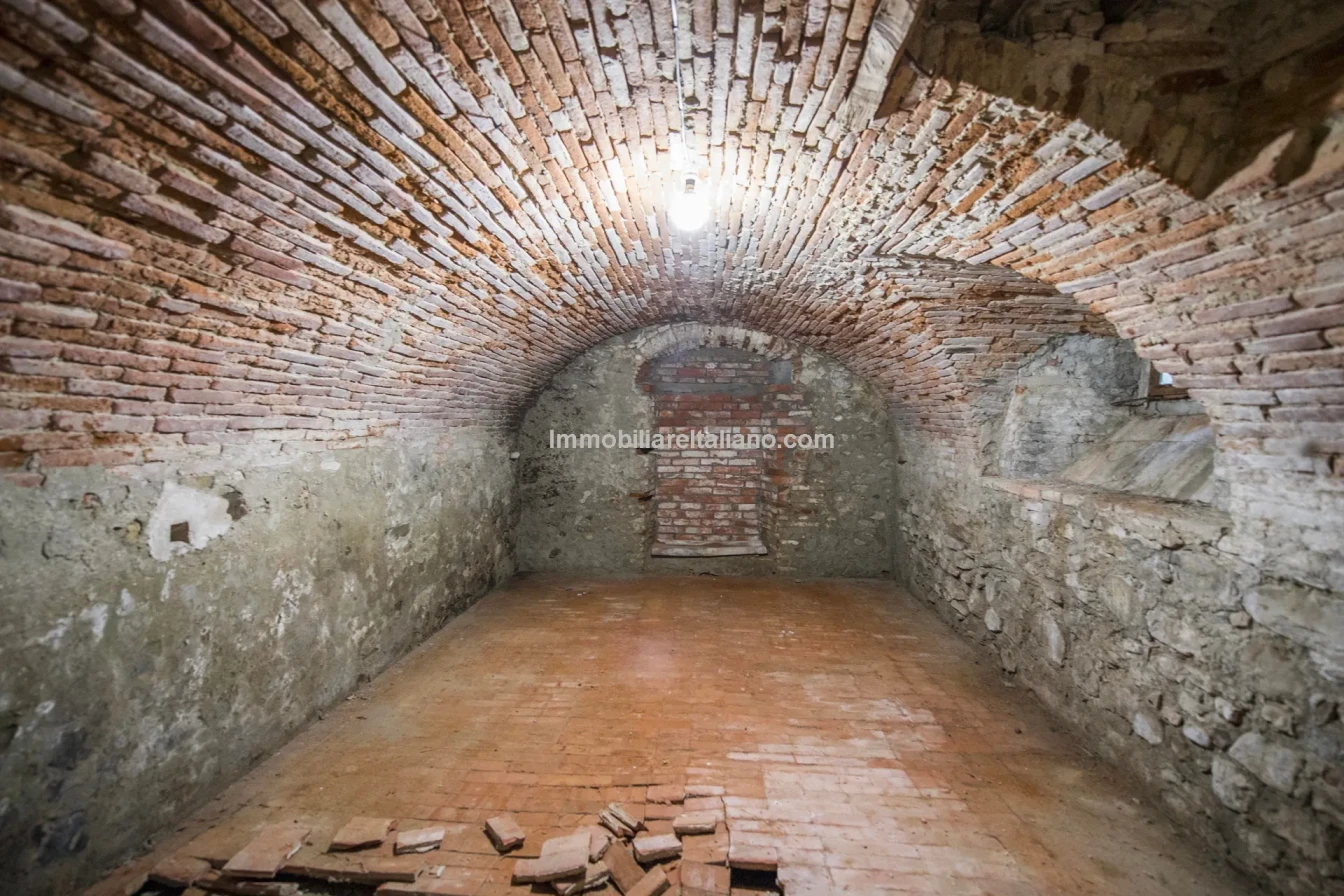 Villa storica con 3 camere da letto e ampio giardino a Sansepolcro, in Toscana - Visualizza immagine 65 di 66