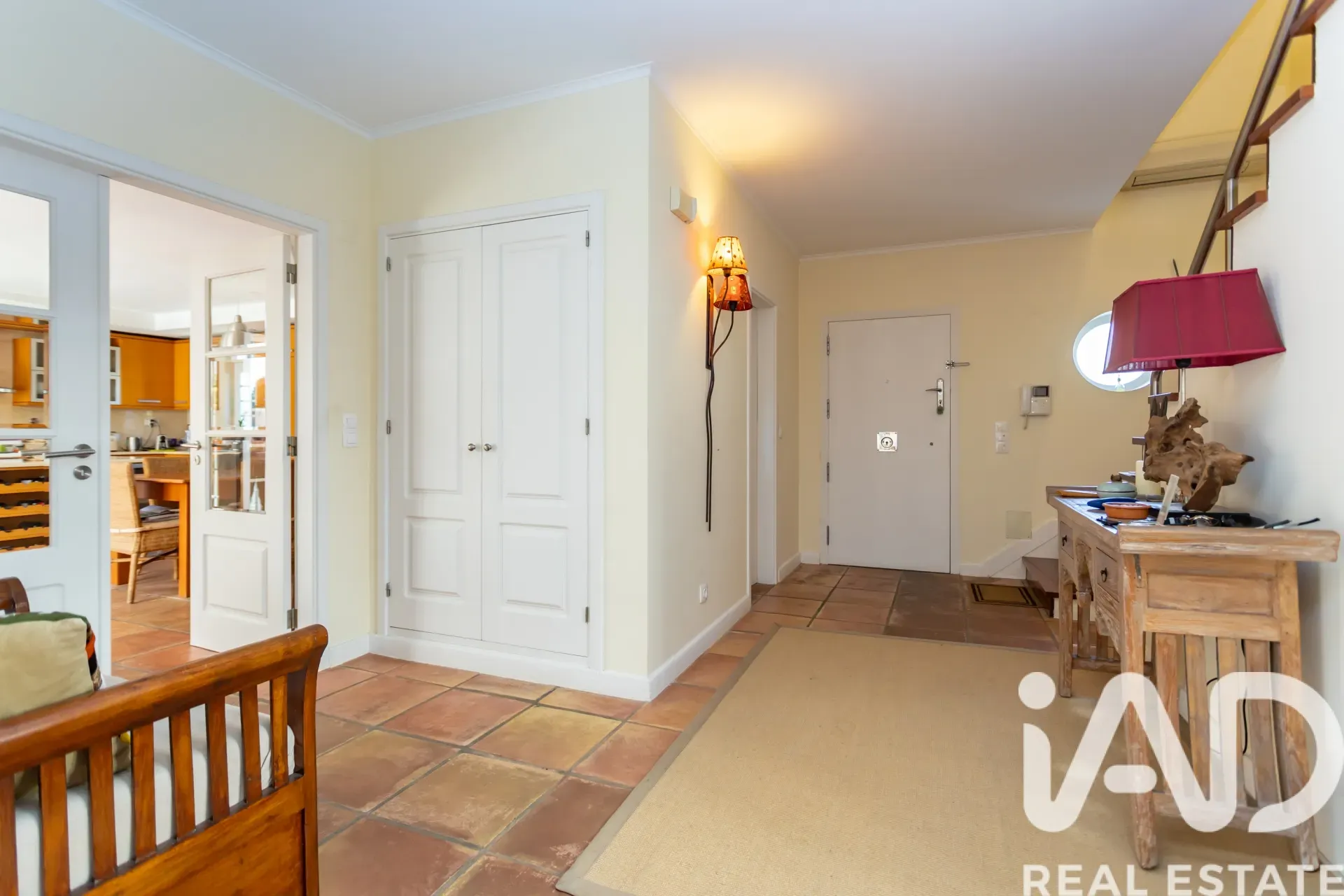 Contemporary 4-Bedroom House with Pool and Garden in Serene Azeitão - View image 15 of 38