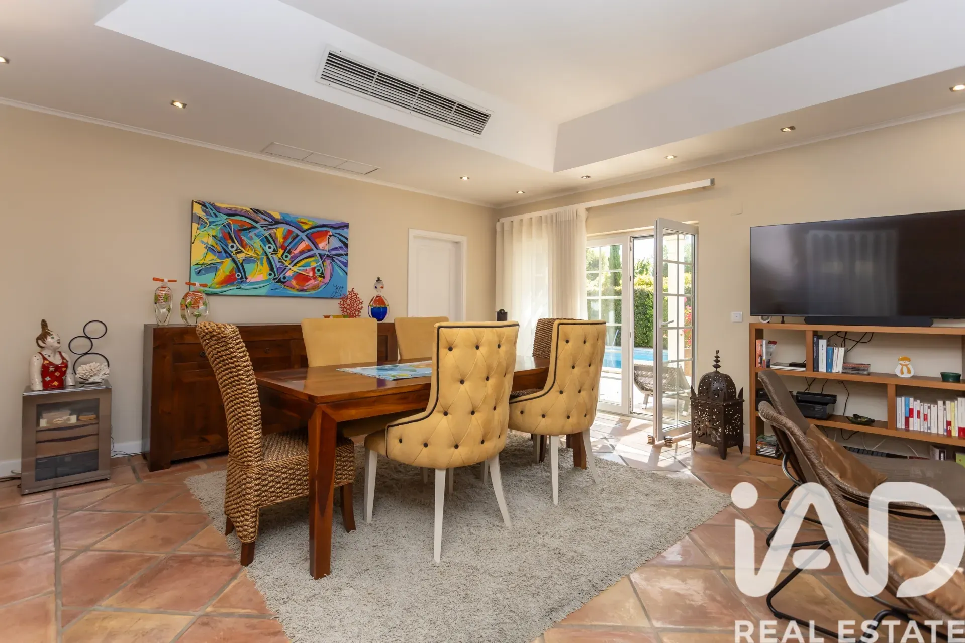 Contemporary 4-Bedroom House with Pool and Garden in Serene Azeitão - View image 19 of 38