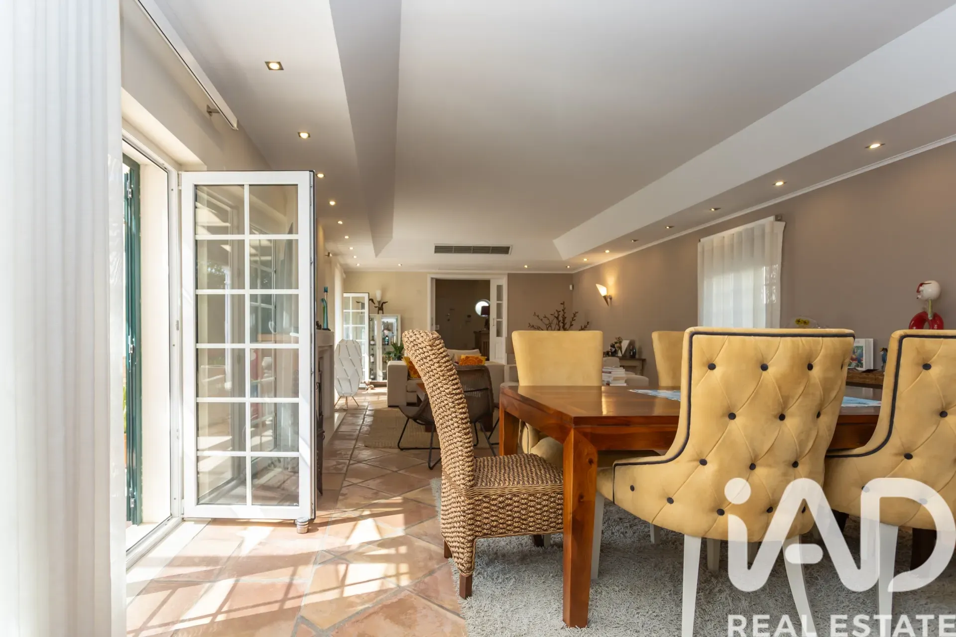Contemporary 4-Bedroom House with Pool and Garden in Serene Azeitão - View image 20 of 38