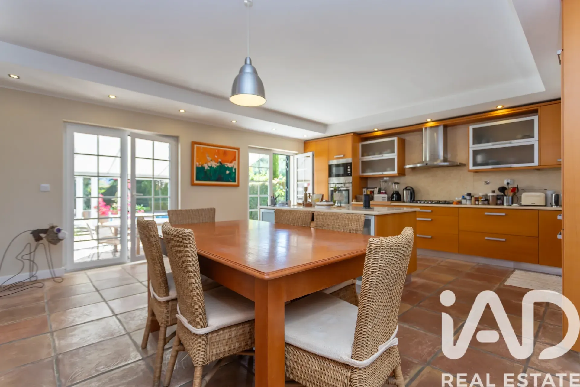 Contemporary 4-Bedroom House with Pool and Garden in Serene Azeitão - View image 23 of 38