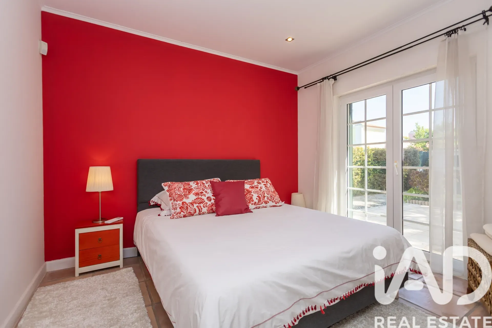 Contemporary 4-Bedroom House with Pool and Garden in Serene Azeitão - View image 26 of 38