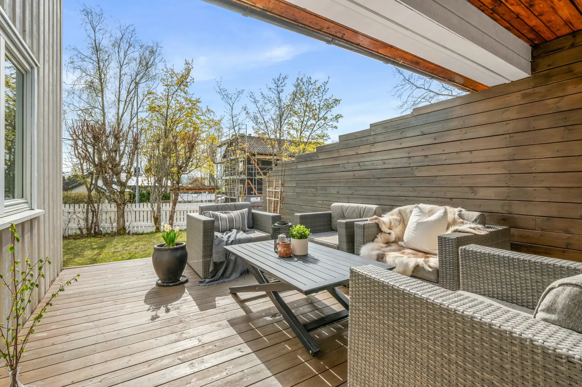 Mid-Century 3-Bedroom House with Garden and Terrace in Central Trondheim - View image 36 of 47