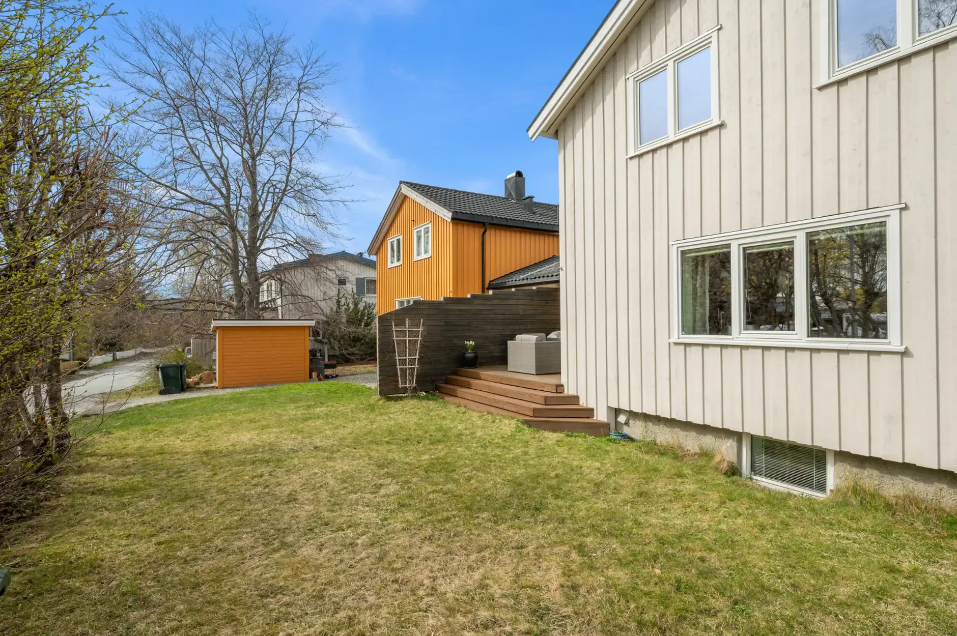 Mid-Century 3-Bedroom House with Garden and Terrace in Central Trondheim - View image 41 of 47