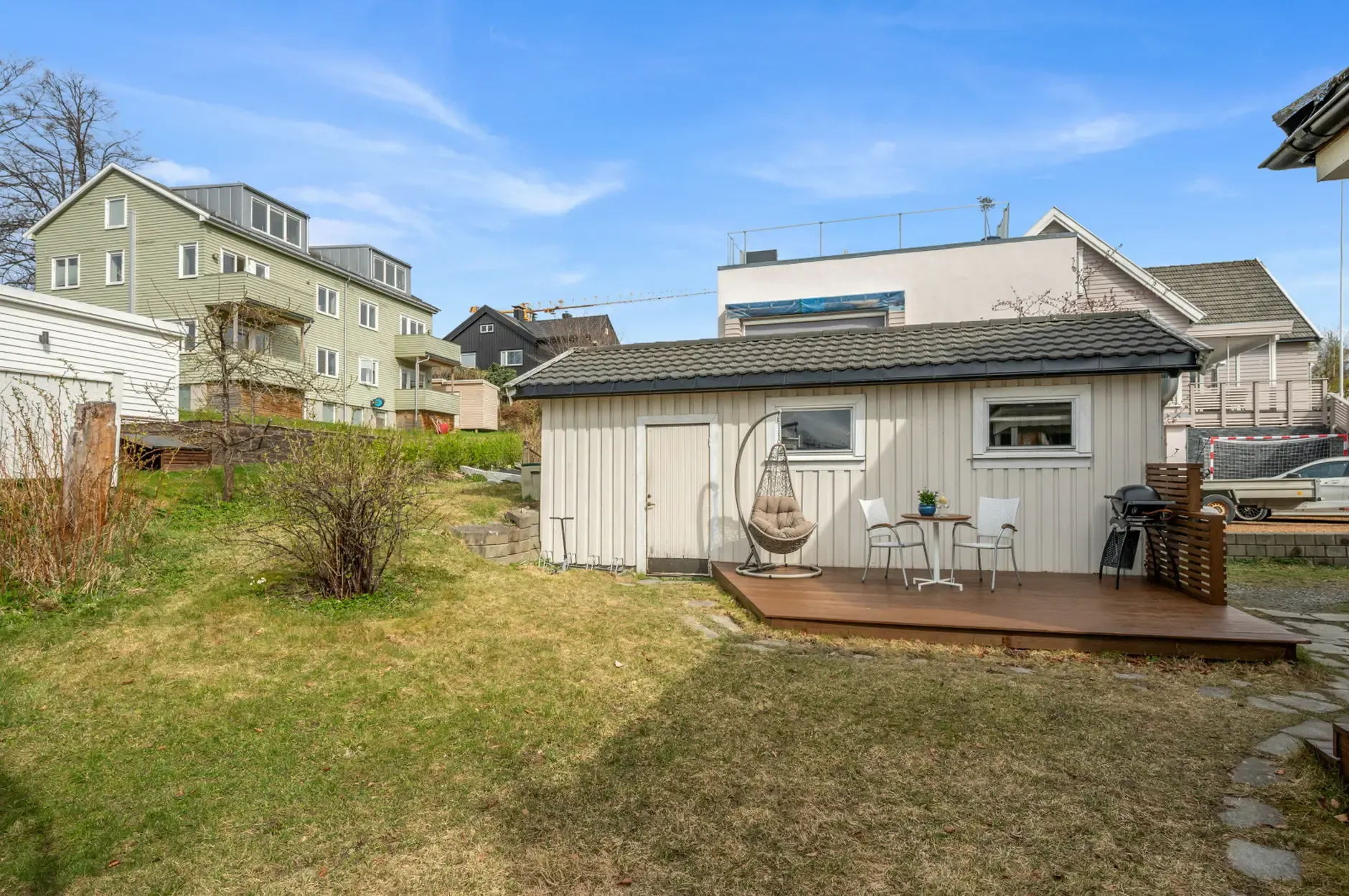 Mid-Century 3-Bedroom House with Garden and Terrace in Central Trondheim - View image 43 of 47