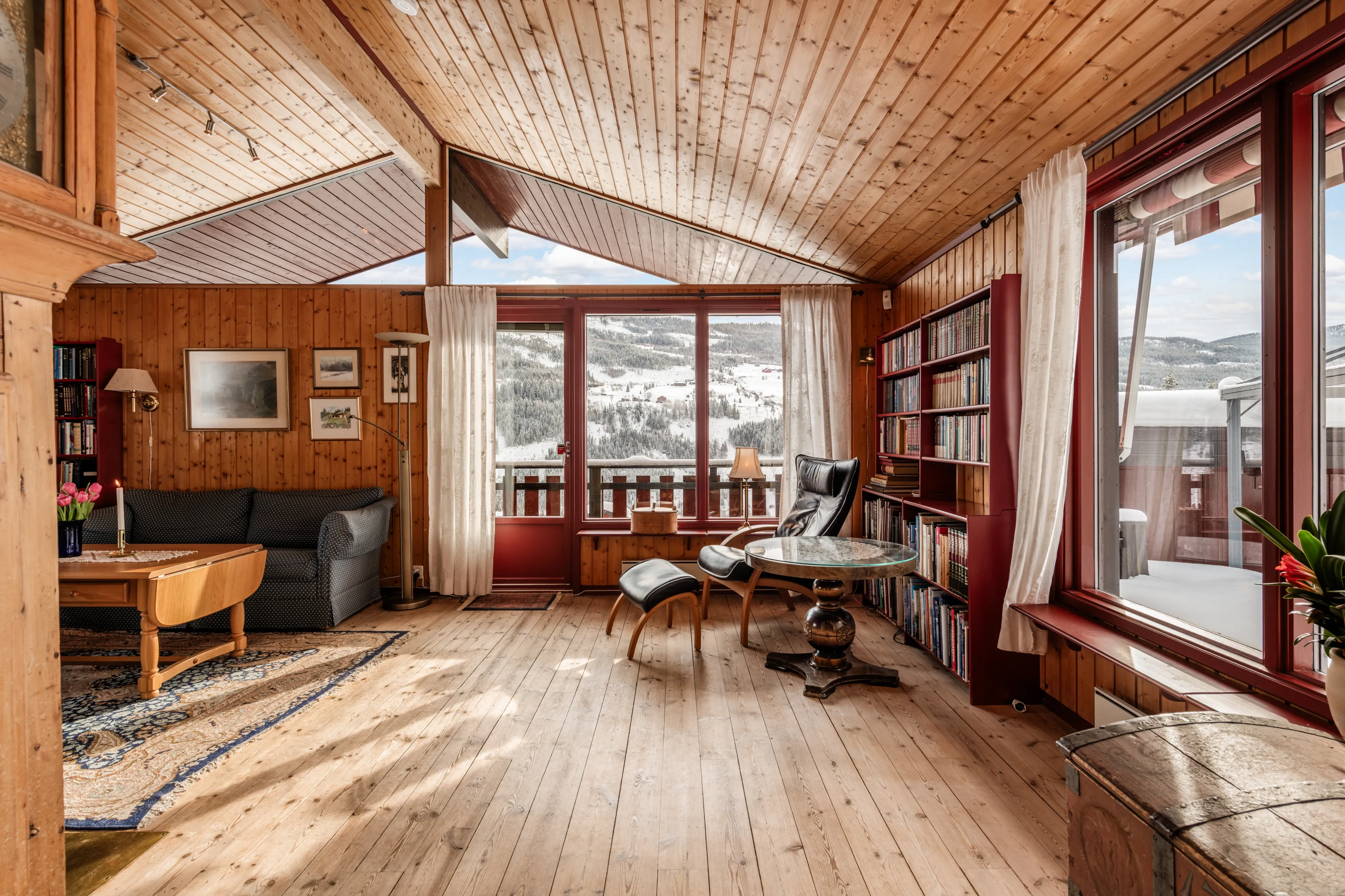 1970s Ål House with Expansive Terrace and Private Garden - View image 6 of 51