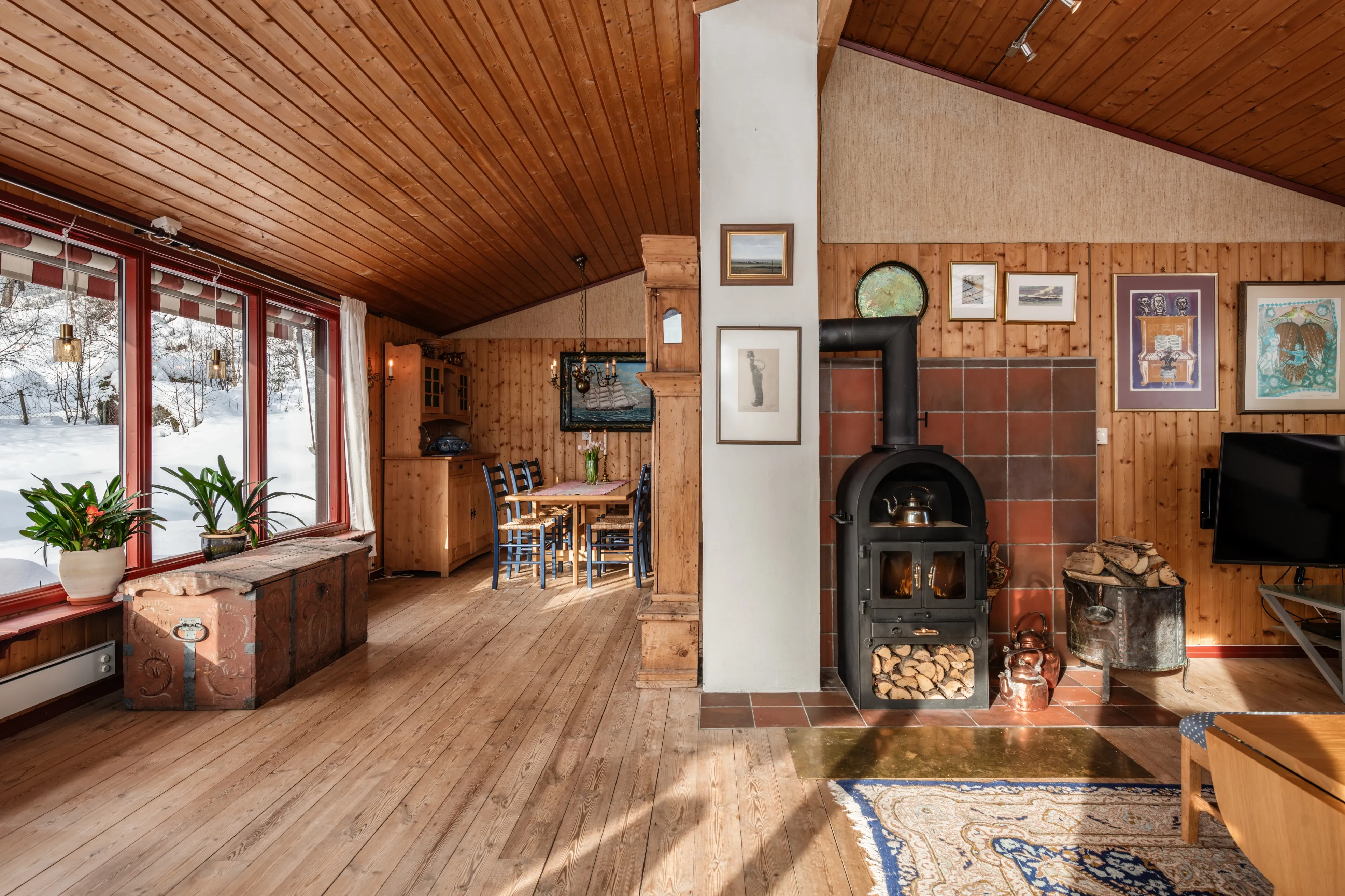 1970s Ål House with Expansive Terrace and Private Garden - View image 11 of 51