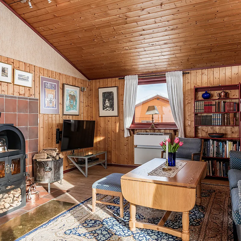 View image 12