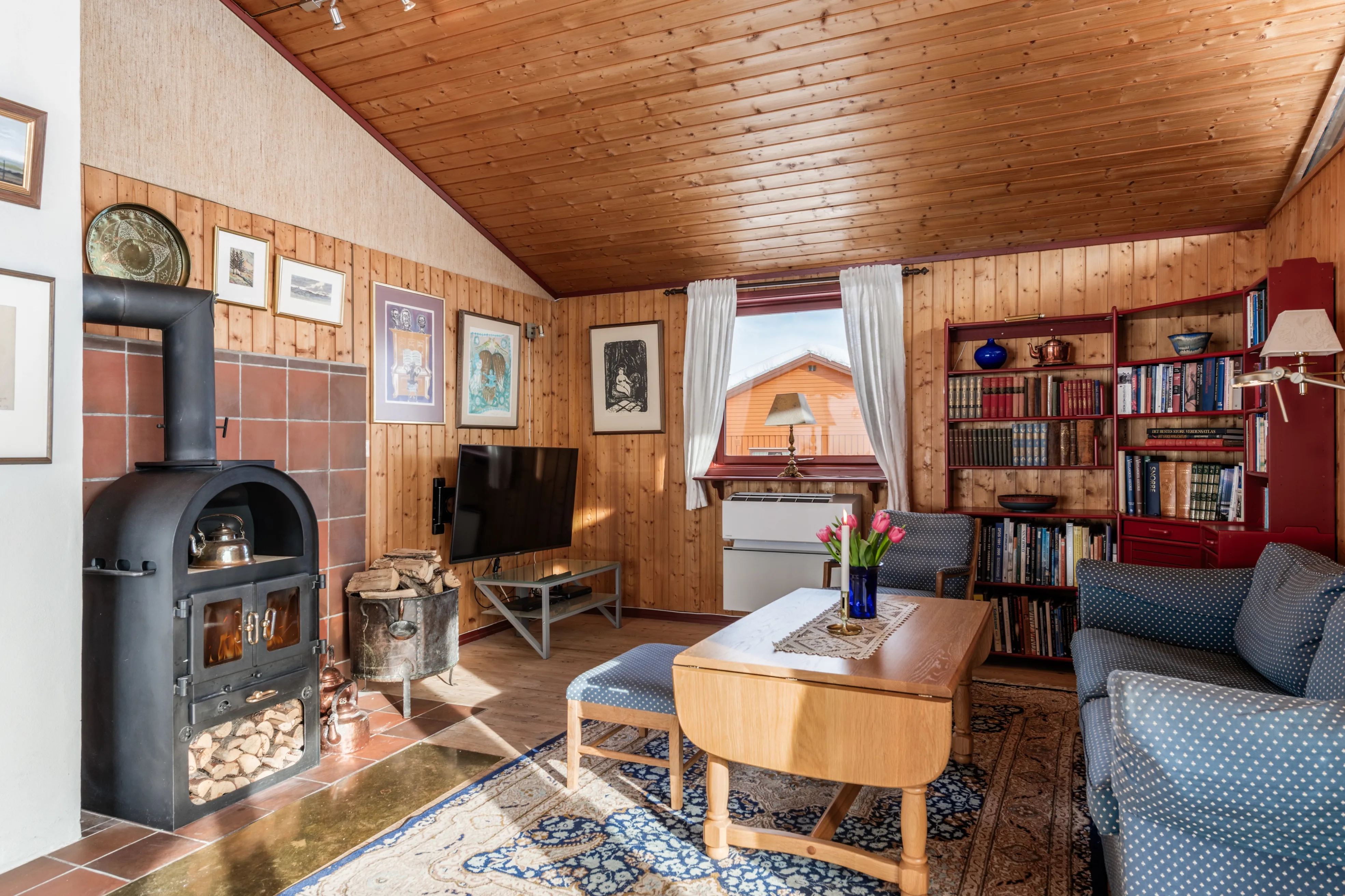 1970s Ål House with Expansive Terrace and Private Garden - View image 12 of 51