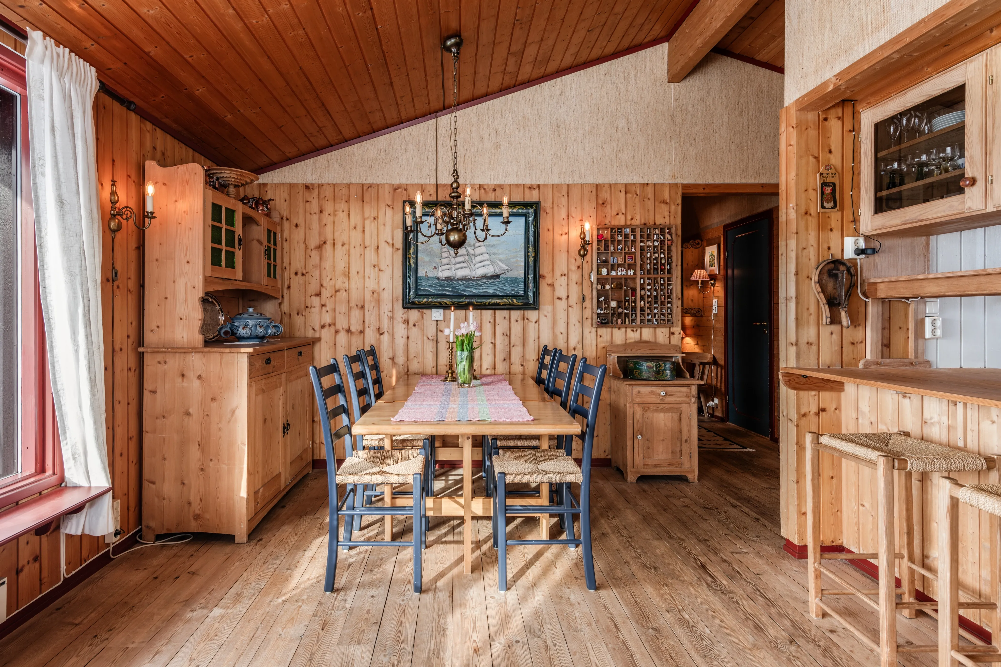 1970s Ål House with Expansive Terrace and Private Garden - View image 14 of 51