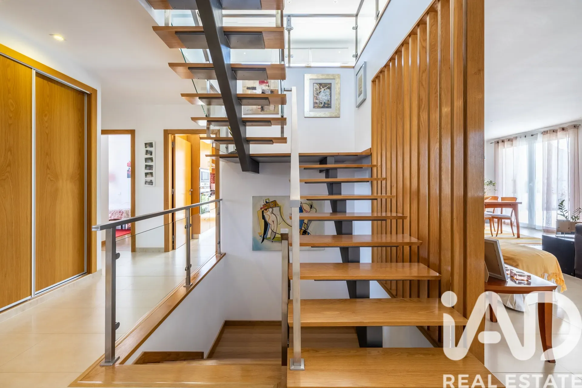 Contemporary 5-Bedroom House with Garden and Terrace in Leiria, Portugal - View image 16 of 37