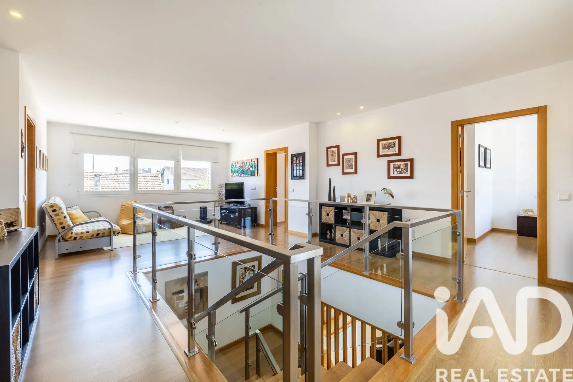 Contemporary 5-Bedroom House with Garden and Terrace in Leiria, Portugal - View image 17 of 37