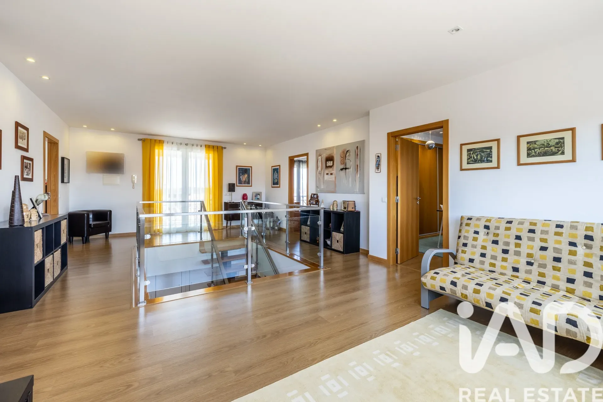 Contemporary 5-Bedroom House with Garden and Terrace in Leiria, Portugal - View image 18 of 37