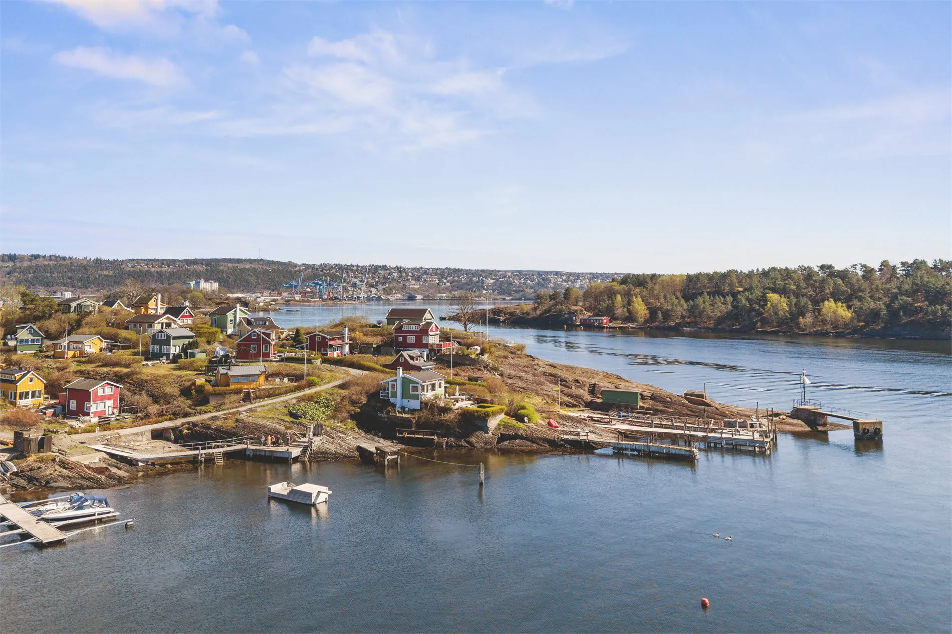 Cabaña de dos dormitorios de los años 30 con vistas al mar en Lindøya, Oslo - Ver imagen 12 de 50