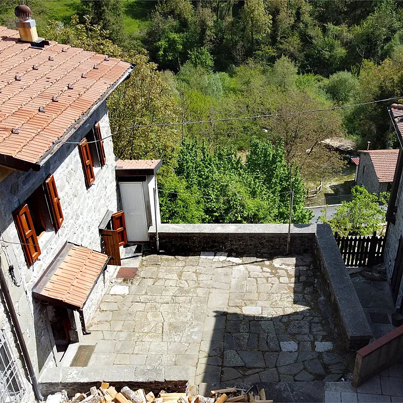 View image 11