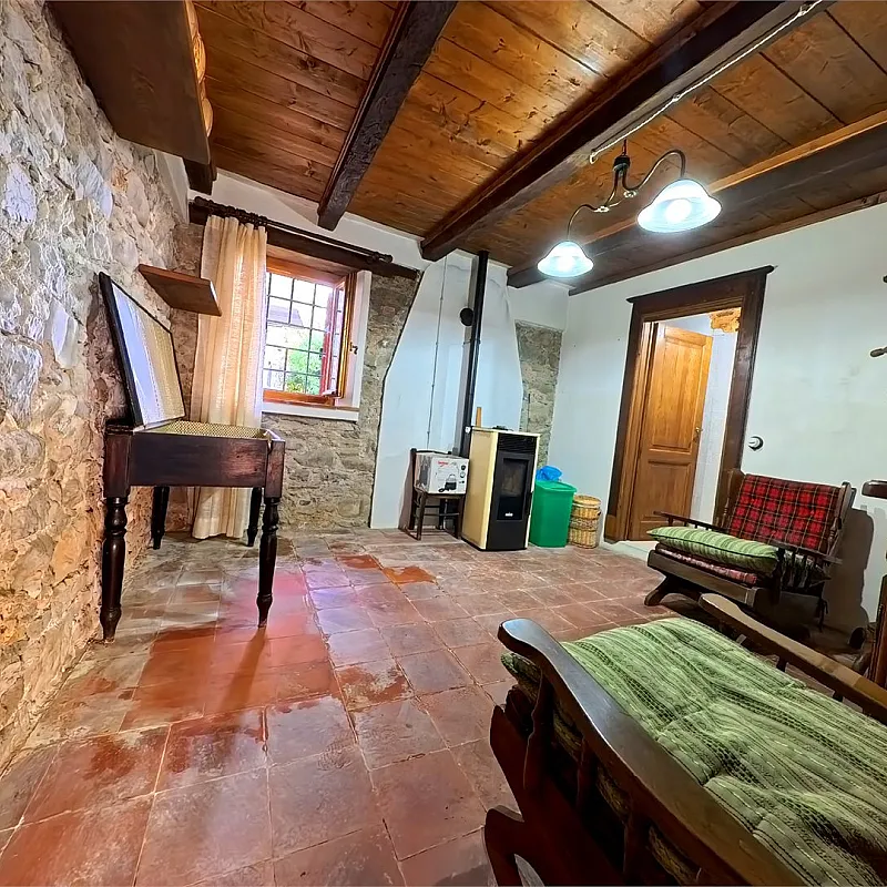 View image 16