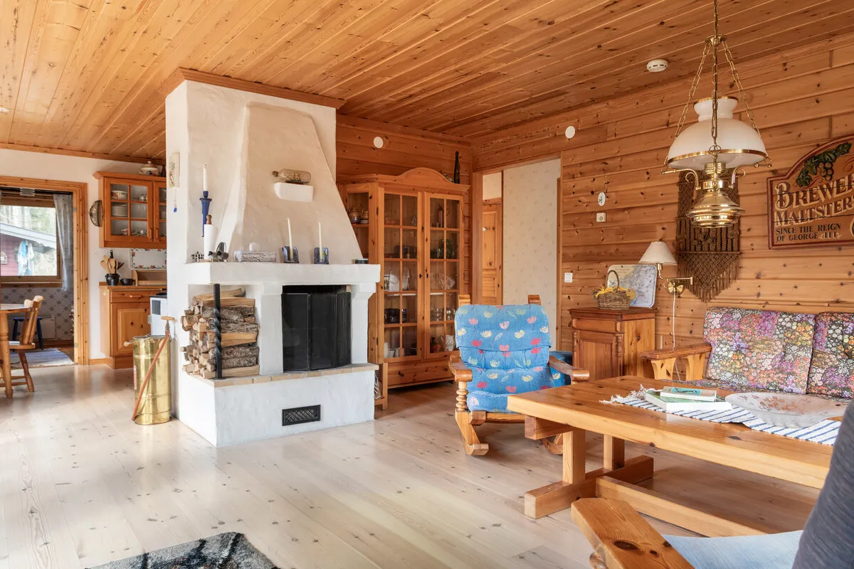 3-Bedroom Cabin with Expansive Garden in Ljusterö, Stockholm Archipelago - View image 6 of 36