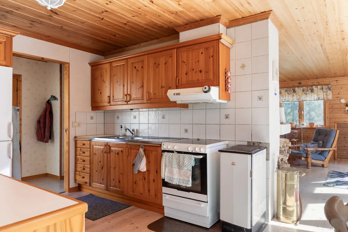 3-Bedroom Cabin with Expansive Garden in Ljusterö, Stockholm Archipelago - View image 10 of 36