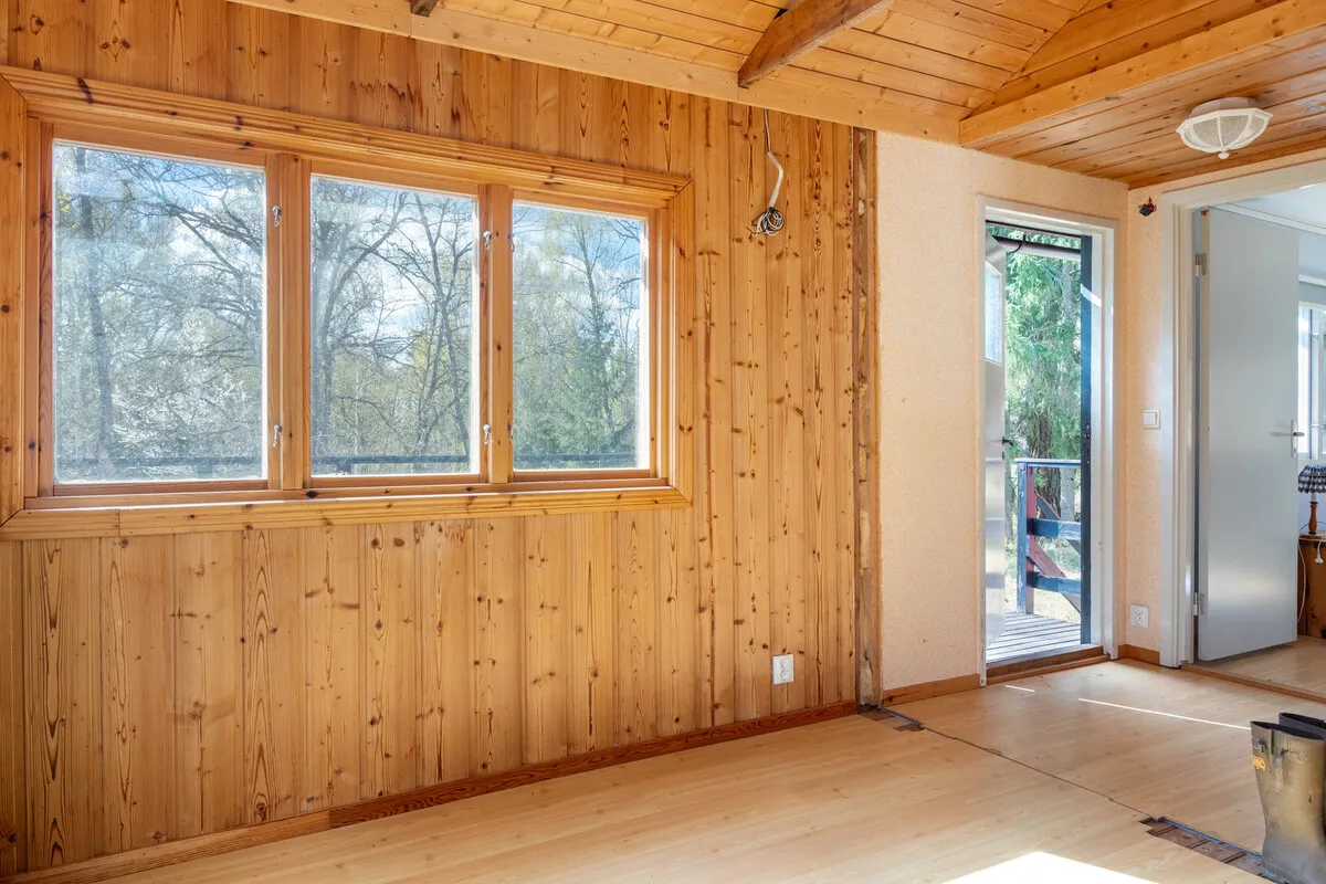3-Bedroom Cabin with Expansive Garden in Ljusterö, Stockholm Archipelago - View image 26 of 36