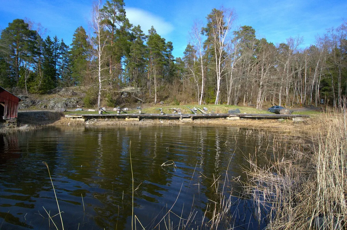 Historic 1909 Swedish House with Expansive Grounds and Pool in Herräng - View image 32 of 35
