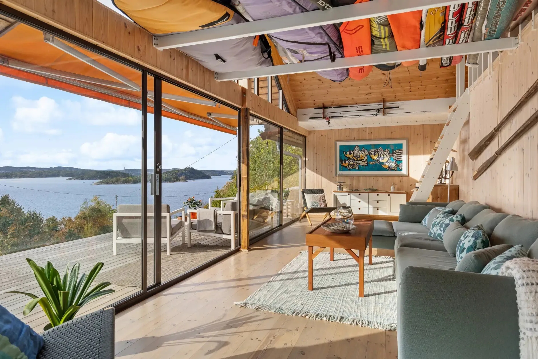 1970s Norwegian Country House with Private Jetty and Expansive Garden - Image 5
