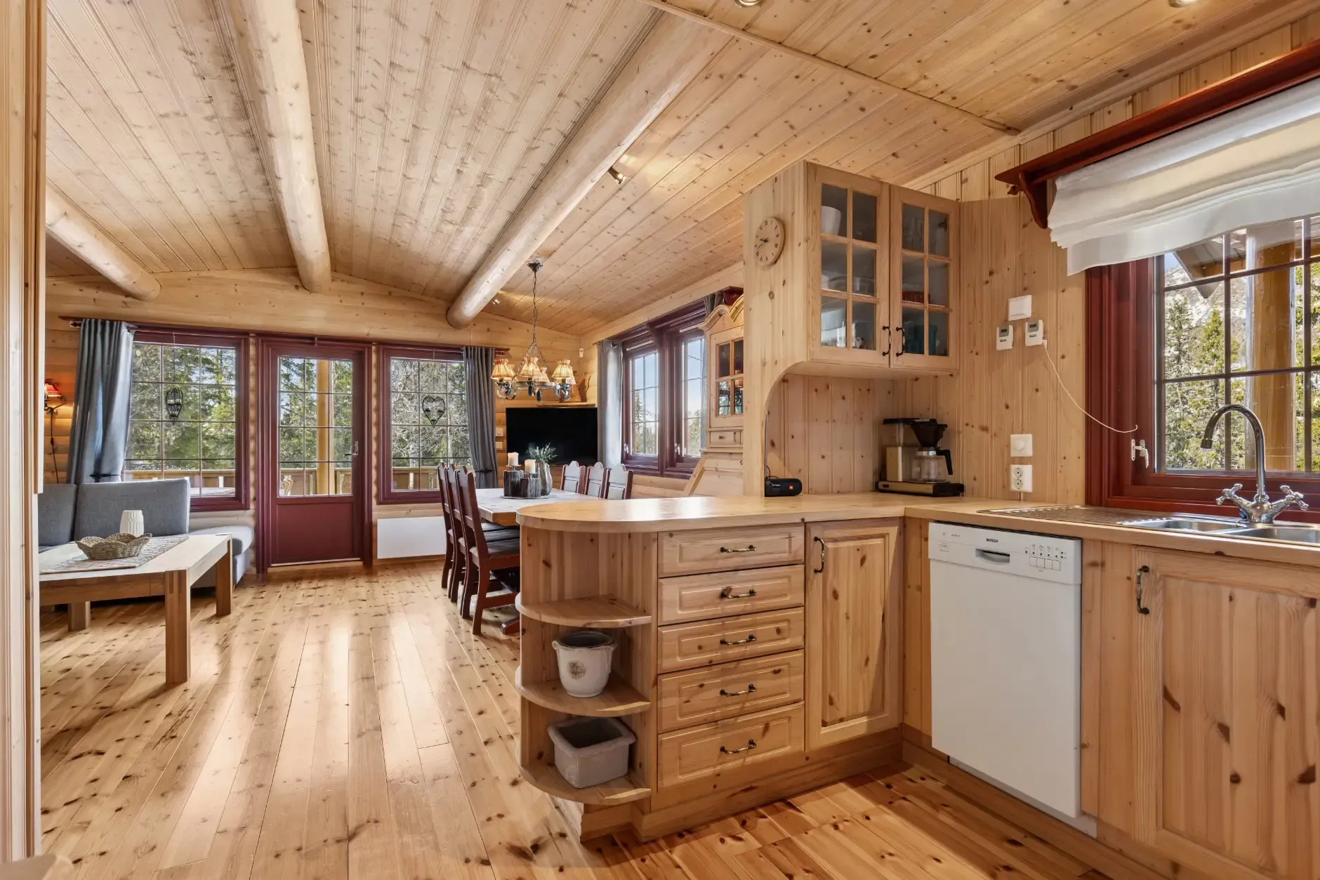 Modern 3-Bedroom Country House with Expansive Garden in Eggedal, Norway - View image 12 of 47